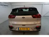 Foto 25 van Kia E-Niro DynamicLine 64 kWh €14950/ CAMERA / NAP