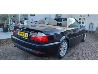 Foto 18 van BMW 3-serie Cabrio 318Ci Special Executive 90 % BMW Dealeronderhouden. Prachtige auto.