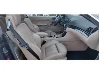 Foto 16 van BMW 3-serie Cabrio 318Ci Special Executive 90 % BMW Dealeronderhouden. Prachtige auto.