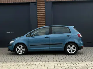 Foto 12 van Volkswagen Golf Plus 1.6 FSI Comfortline Business AIRCO SPORTVELGEN