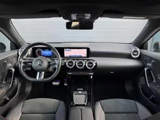 Foto 19 van Mercedes-Benz A-klasse 250 e AMG|PANO|360°|HUD|MEMORY|TEKHAAK|SFEER|19''