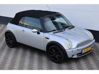 Foto 19 van Mini Cabrio 1.6 Cooper Leer en ijskoude airco !!!