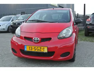 Foto 9 van Toyota Aygo 1.0-12V Now airco inruil mogelijk nap