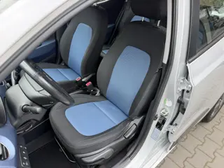 Foto 15 van Hyundai i10 1.2i 87pk! 5 pers. Cruise control, Stuur/Stoelverw. Garantie