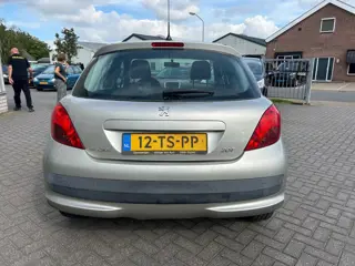 Foto 14 van Peugeot 207 1.4 Color-line | AIRCO | APK 09-2027 | 5 DEURS |
