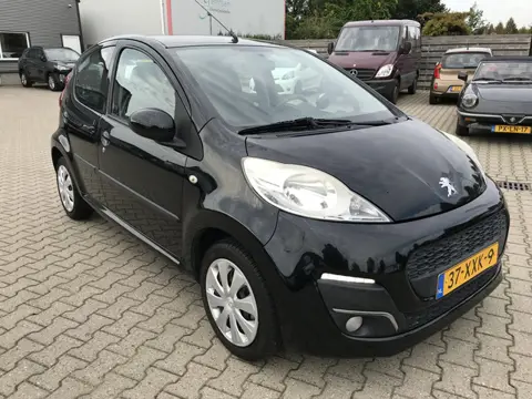 Peugeot 107 1.0 Envy (bj 2012)