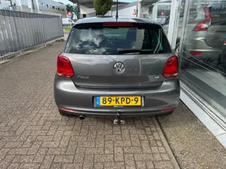 Foto 16 van Volkswagen Polo 1.4-16V Highline | 3e eigenaar | Airco | Trekhaak | Parkeersensoren | Cruise control