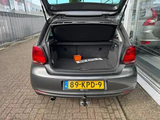 Foto 17 van Volkswagen Polo 1.4-16V Highline | 3e eigenaar | Airco | Trekhaak | Parkeersensoren | Cruise control