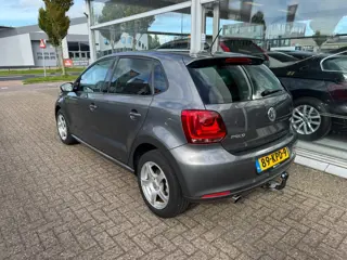 Foto 19 van Volkswagen Polo 1.4-16V Highline | 3e eigenaar | Airco | Trekhaak | Parkeersensoren | Cruise control