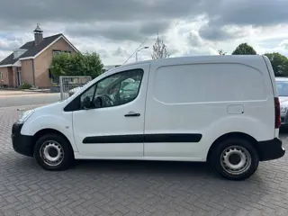 Foto 16 van Peugeot Partner 120 1.6 BlueHDi 75 L1 XR | AIRCO | CRUISE |