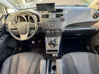 Foto 11 van Mazda 5 2.0 TS+ | 1e eigenaar | 7- Persoons | Airco | Elektrische ramen | Cruise control | APK tot 1
