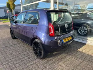 Foto 18 van Volkswagen Up! 1.0 move up! BlueMotion | Airco | Elektrische ramen | Nieuwe APK | NAP |