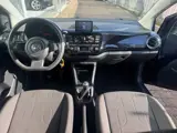 Foto 21 van Volkswagen Up! 1.0 move up! BlueMotion | Airco | Elektrische ramen | Nieuwe APK | NAP |