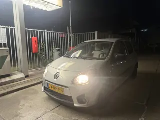 Foto 20 van Renault Twingo 1.2-16V Airco Bluetooth LAGE KM NETJES