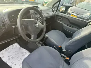 Foto 15 van Suzuki Wagon R+ 1.3 AUTOMAAT/ AIRCO/ HOGE INSTAP!