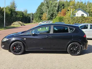 Foto 14 van Seat Leon 1.6 Sportstyle|AIRCO|CruiseControl|NW APK 10-2027 + Onderhoudsbeurt|KM NAP|Distributie 186