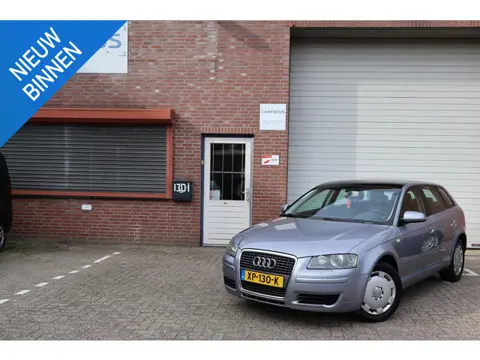 Audi A3 Sportback 1.4 TFSI Attraction Business Edition Navi Apple Carplay Pano PDC Cruise Airco APK