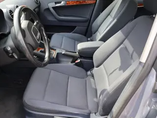 Foto 18 van Audi A3 Sportback 1.4 TFSI Attraction Business Edition Navi Apple Carplay Pano PDC Cruise Airco APK