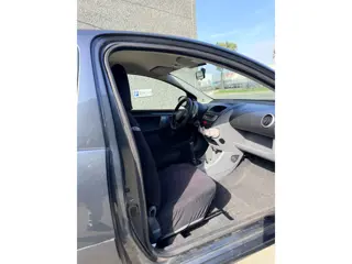 Foto 17 van Toyota Aygo 1.0-12V | grijs NAP|Airco|