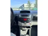 Foto 29 van Toyota Aygo 1.0-12V | grijs NAP|Airco|