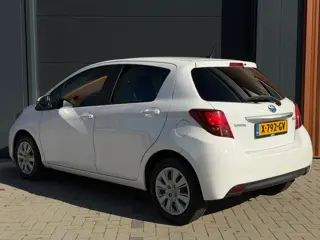 Foto 15 van Toyota Yaris 1.0 VVT-i Comfort|Airco|Scherm|Bluetooth|Elektrische Ramen