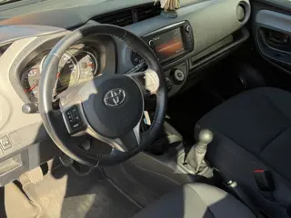 Foto 19 van Toyota Yaris 1.0 VVT-i Comfort|Airco|Scherm|Bluetooth|Elektrische Ramen
