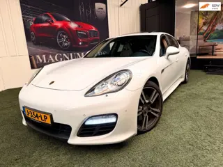 Porsche Panamera 3.0 Automaat Titanium 5D Panoramadak Leder Navi scherm Xenon Full Option