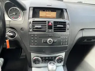 Foto 20 van Mercedes-Benz C-klasse Estate 180 K RIJDTGOED/AUTOMAAT/XENON