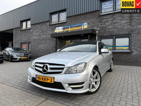 Mercedes-Benz C-klasse Coupé 180 | 1E EIGENAAR | 3/6/12MND GARANTIE | AUTOMAAT | PANO | BLUETOOTH | 