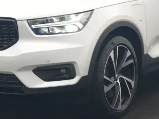 Foto 18 van Volvo XC40 T5 Recharge R-Design PHEV 262pk | Panodak | Adaptive Cruise | Camera | Alcantara Sportsto