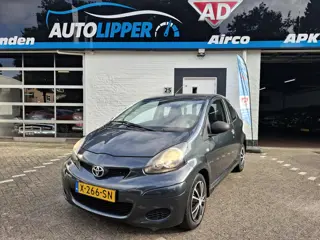 Toyota Aygo 1.0-12V Access /Nieuwe apk met afleverbeurt/Nieuwe koppeling/Airco/All season banden