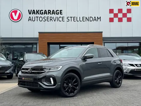 Volkswagen T-ROC 1.5 TSI 150pk R-Line|IQ LIGHT|Keyless|Winterpakket|Elektr Kofferklep|Virtual|ACC