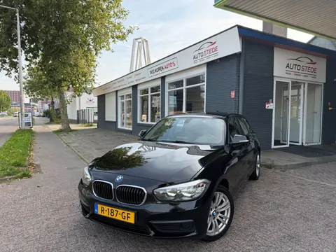 BMW 1-serie 116i Essential|APK|PDC|STOELVERWARMING|M-VELGEN|