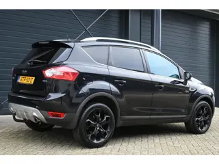Foto 20 van Ford KUGA 2.5 20V Trend, Leer, Panodak, Trekhaak, Volledig onderhouden!