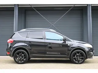 Foto 16 van Ford KUGA 2.5 20V Trend, Leer, Panodak, Trekhaak, Volledig onderhouden!