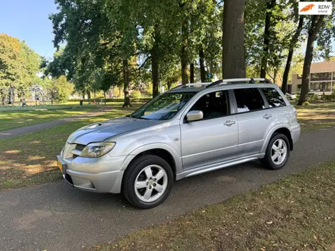 Mitsubishi Outlander 2.0 Turbo 4WD NIEUWE APK