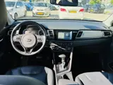 Foto 26 van Kia Niro 1.6 GDi Hybrid BusinessLine NL-dealerauto | Trekhaak | Leder | Stoel- & Stuurverw.