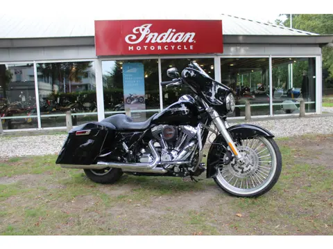 Harley-Davidson Street Glide  FLHX Streetglide