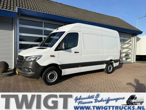 Mercedes-Benz Sprinter 317 1.9 CDI L2H2 RWD MBUX10/Camera/Navi
