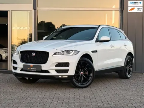 Jaguar F-Pace 2.0 Prestige AWD 25T