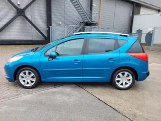 Foto 12 van Peugeot 207 SW 1.6 VTi XS Panoramadak (bj 2008)