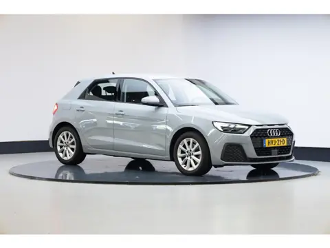 Audi A1 Sportback 30 TFSI epic | Stoelverwarming | Led | PDC |