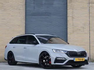 Škoda Octavia Combi 1.4 TSI RS iV PHEV | Pano | Maxton | 20" | Matrix LED |