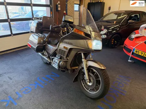 Honda Goldwing GL 1200 Aspencade Tourmotor 1984
