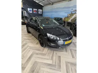 Foto 19 van Opel Astra 1.4 Turbo Blitz