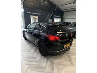 Foto 16 van Opel Astra 1.4 Turbo Blitz