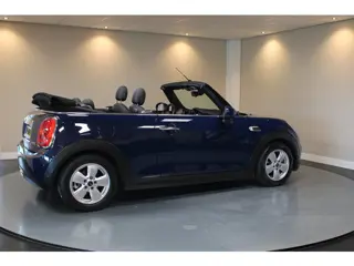 Foto 17 van Mini Cabrio 1.5 Cooper Business *Automaat* Climate|Cruise|Navi|PDC|BT|Windscherm|Neon-ring|Origineel