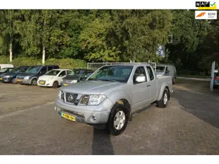 Nissan Navara 2.5 dCi SE King Cab !!!!KOPPELING NIET GOED!!!!