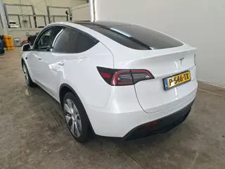 Foto 13 van Tesla Model Y 75 kWh 351pk Long Range AWD | SOH 90% | Incl. 24 Maanden Bovag garantie | 19" | Pearl