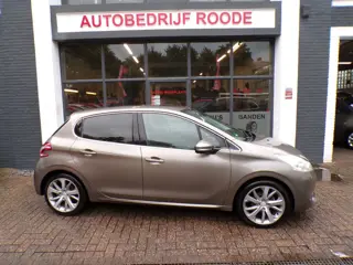 Peugeot 208 1.6 VTi 5-Drs Allure TOP STAAT! (bj 2012)